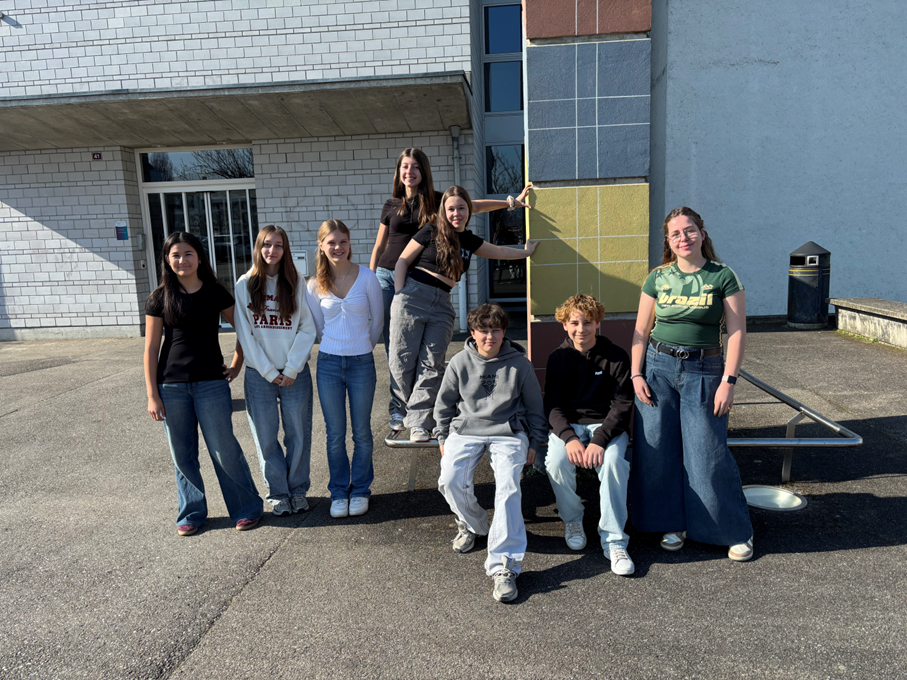 Leviators Photo Pres